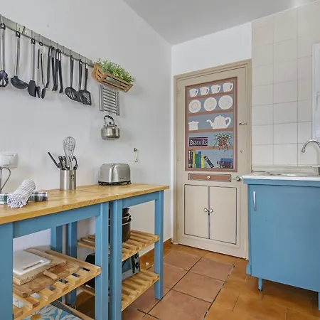 320 Castell Sol *